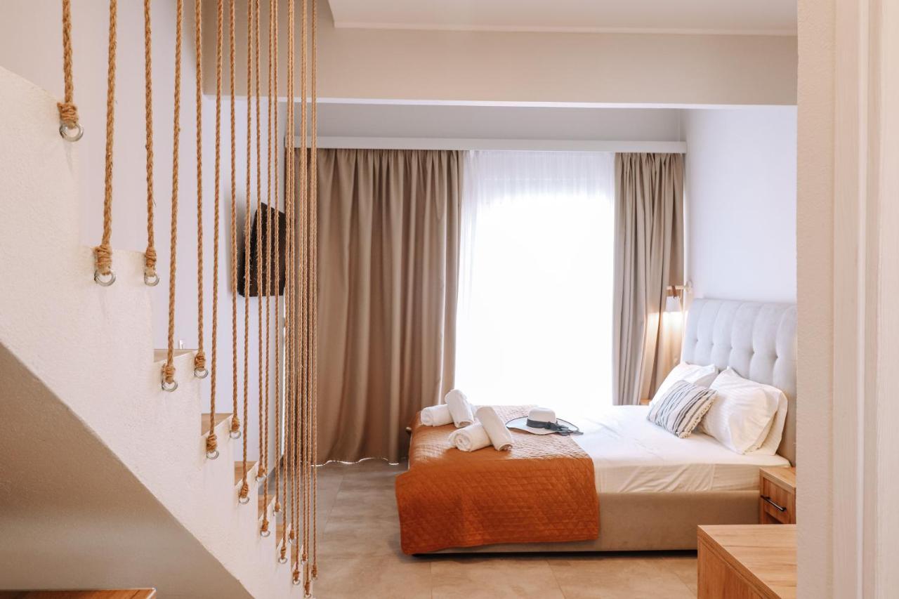 Sithon Diamond Suites 1 Nikiti  Dış mekan fotoğraf