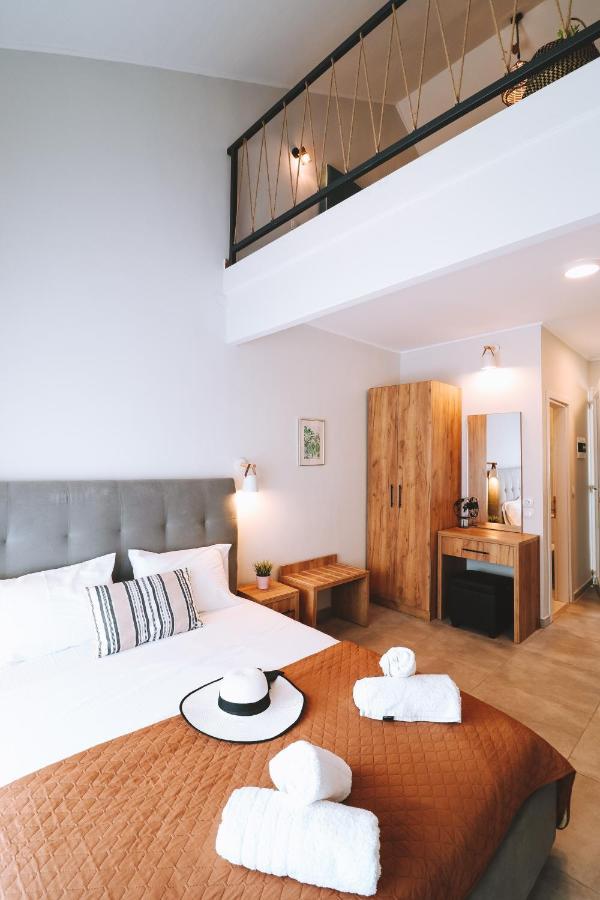 Sithon Diamond Suites 1 Nikiti  Dış mekan fotoğraf